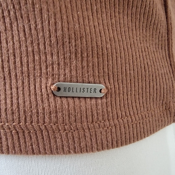 Hollister Size S Brown Ribbed 'Torn' V Neck Tank Top, Excellent Used Condition - Picture 2 of 11